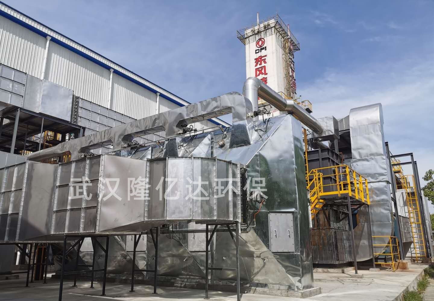 東風(fēng)_副本